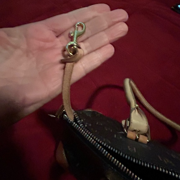 Vintage Dooney and Bourke Gretta Domed Satchel - Picture 8 of 14